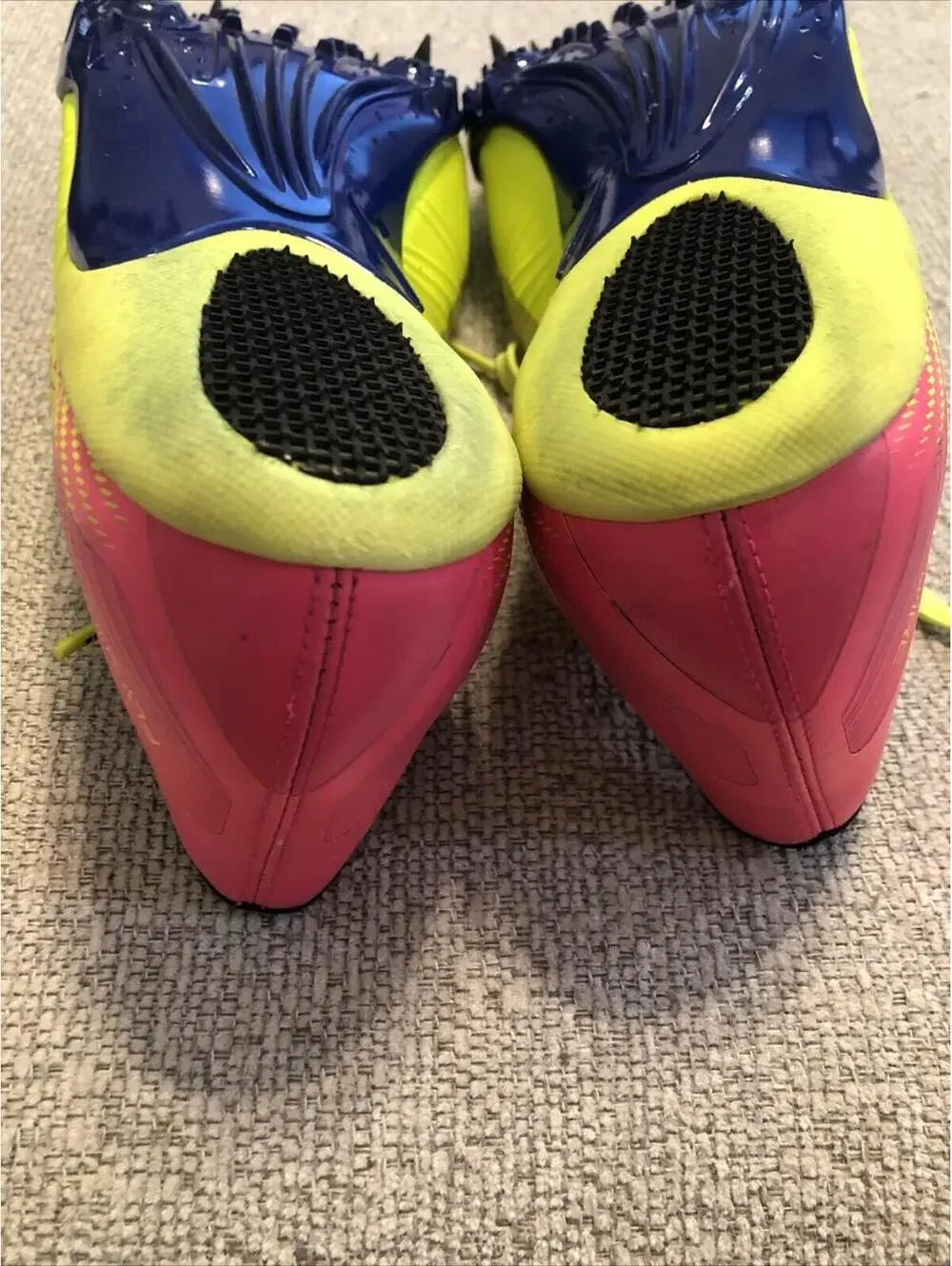 NIKE Zoom‎ Celar 5 Running OC Spikes Mens Sz 10 882023-999 Yellow Pink